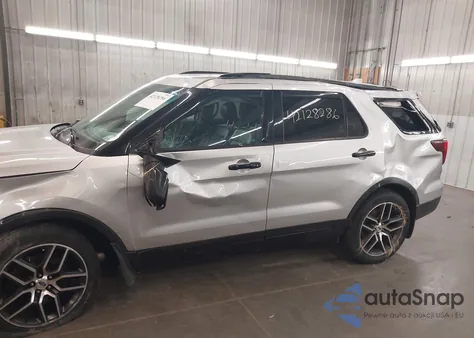 2016 Ford Explorer Sport z USA, uszkodzony, nr VIN 1FM5K8GT8GGC70265